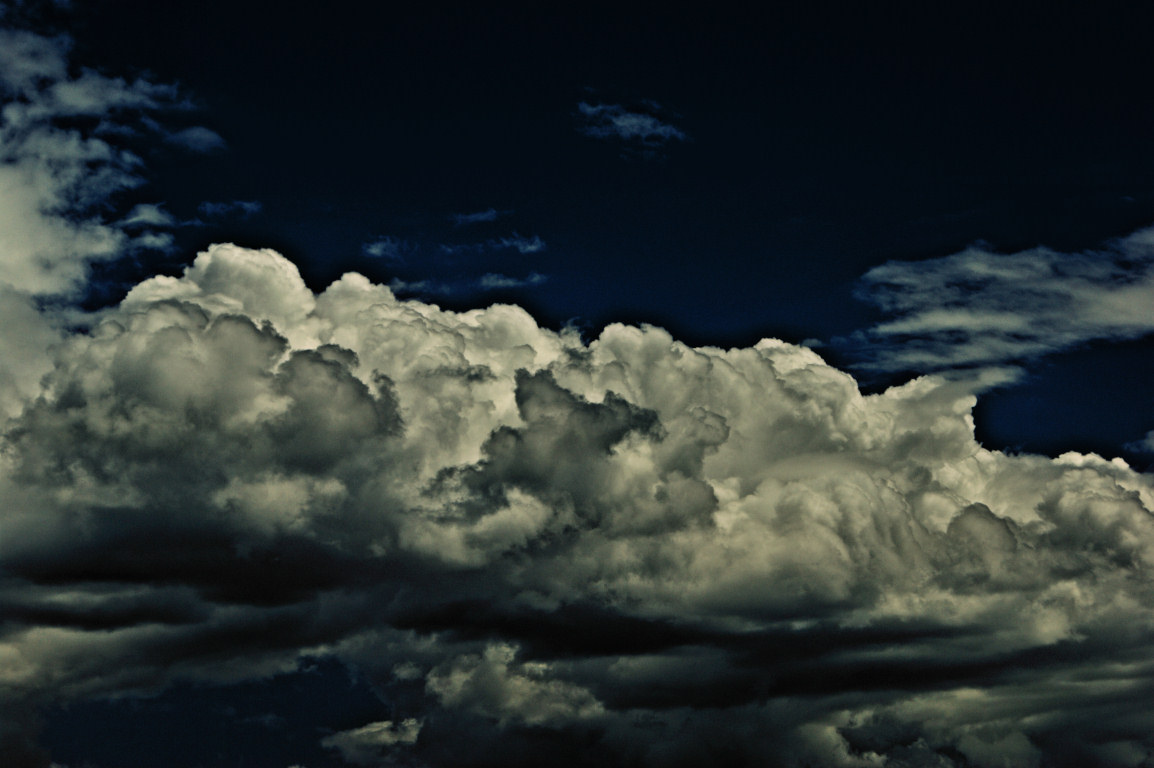 dark-cloud-photos-wallpaper-desktop-backgrounds